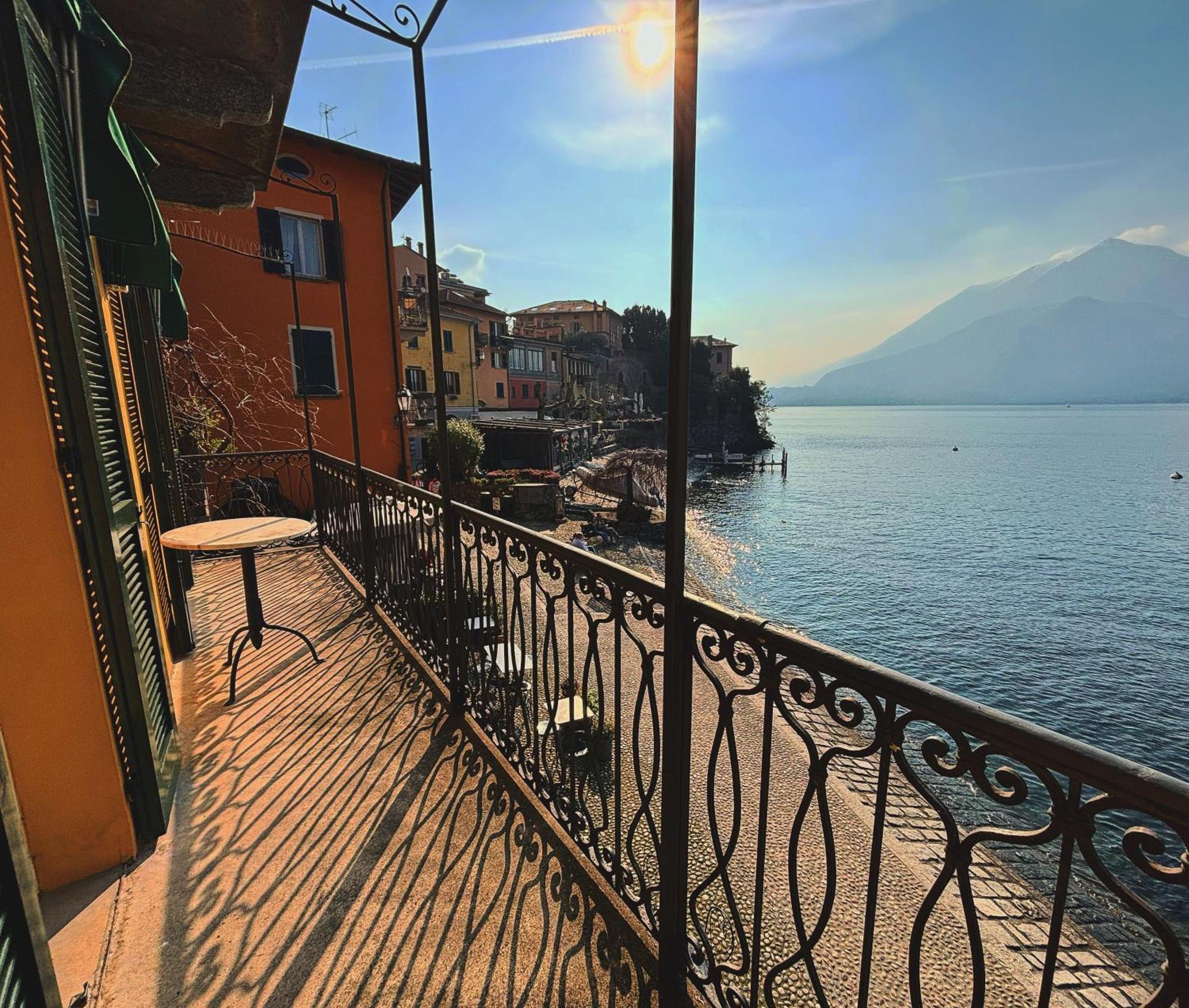 Varenna Caffe Apartment Exterior foto
